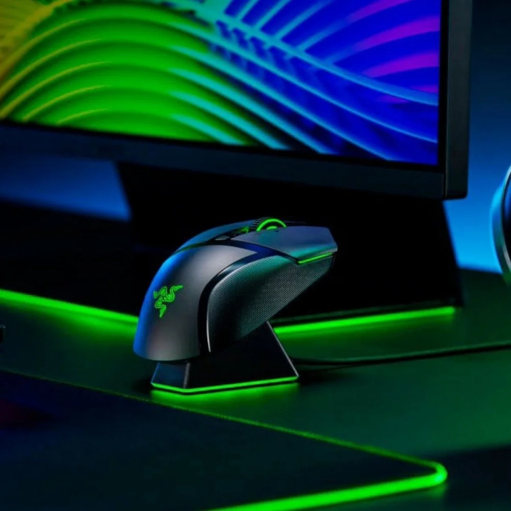 Razer Basilisk Ultimate Gaming Mouse With Charging Dock